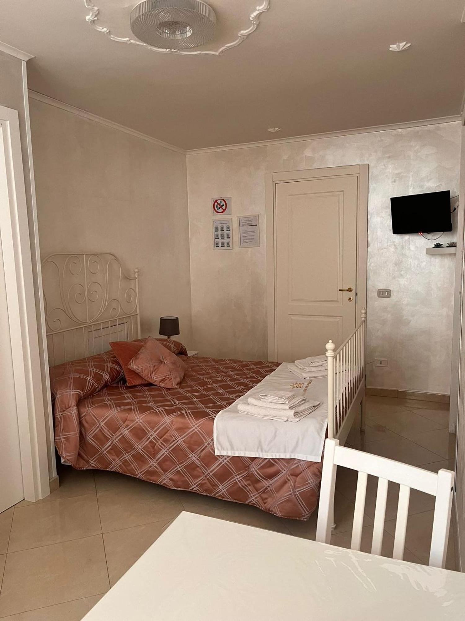 La Dimora Del Principe Apartment Napoli Exterior foto