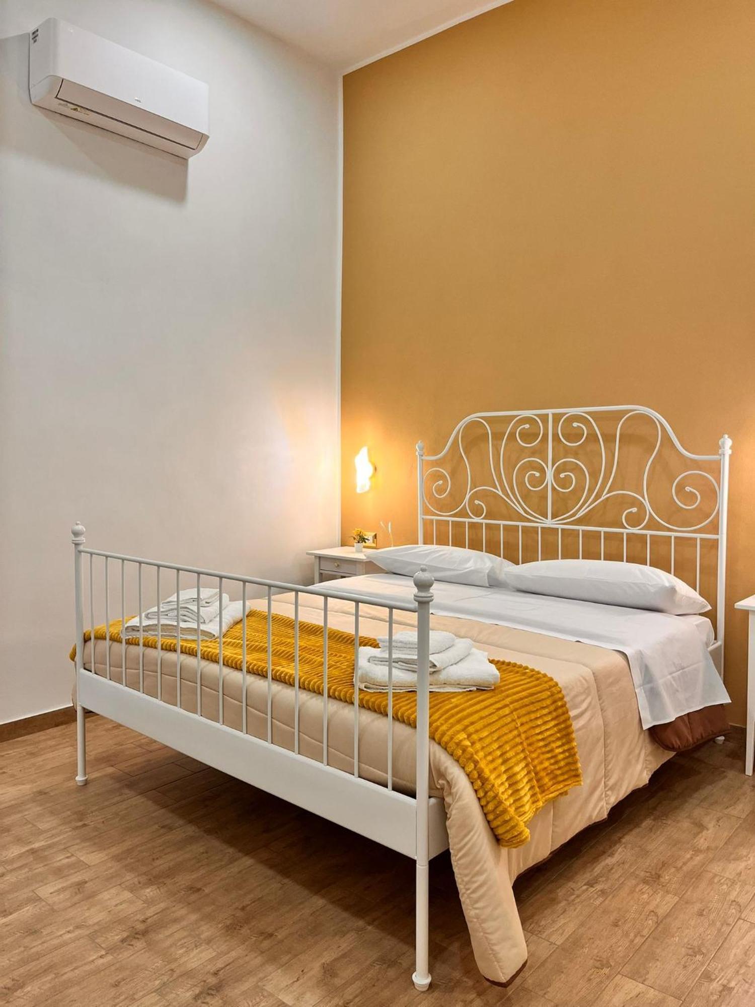 La Dimora Del Principe Apartment Napoli Exterior foto